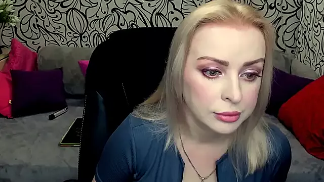 Girls: try live performances with matured performers, from dancing to quirks, in a variety of beautiful sex cams.