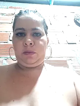 Hotmommy14 from StripChat is Freechat