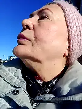 Hottie-Mom from StripChat