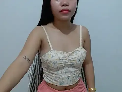 hotty_liana from StripChat is Freechat