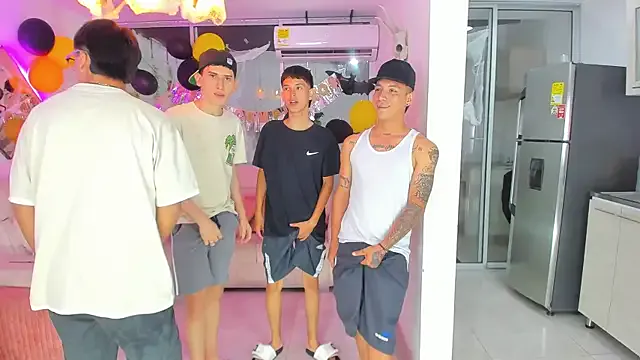 Girls: try live performances with matured performers, from dancing to quirks, in a variety of beautiful sex cams.