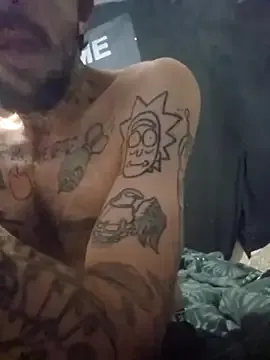 hungandtatted666 from StripChat is Freechat