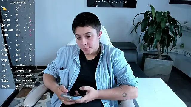 Girls: try live performances with matured performers, from dancing to quirks, in a variety of beautiful sex cams.