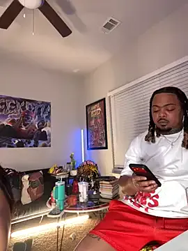 ICECREAMSHOW from StripChat is Freechat