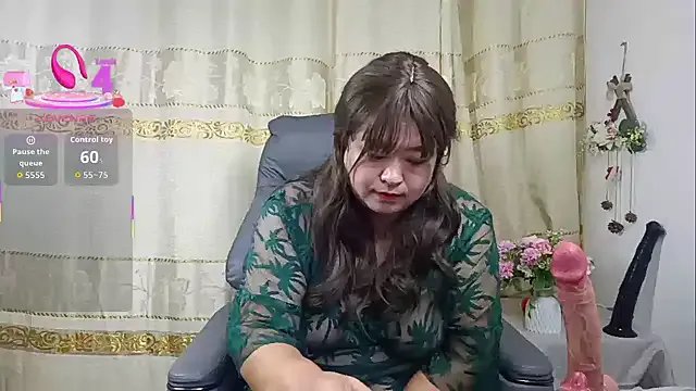 Girls: try live performances with matured performers, from dancing to quirks, in a variety of beautiful sex cams.