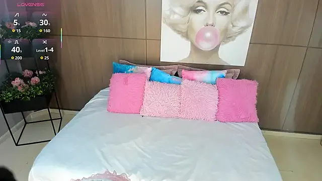 ImaniOkoye from StripChat