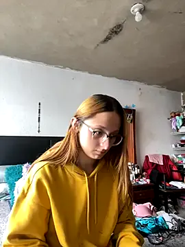 imariahot from StripChat is Freechat