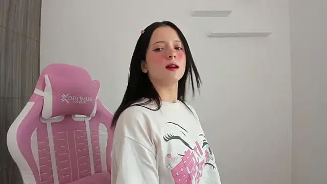 Girls: try live performances with matured performers, from dancing to quirks, in a variety of beautiful sex cams.