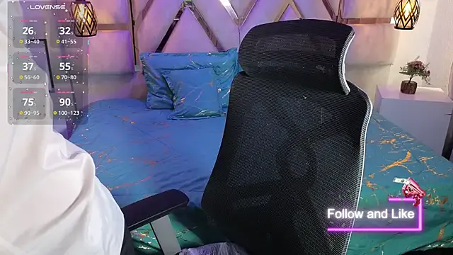 Girls: try live performances with matured performers, from dancing to quirks, in a variety of beautiful sex cams.