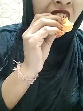 Indian-Nazia from StripChat