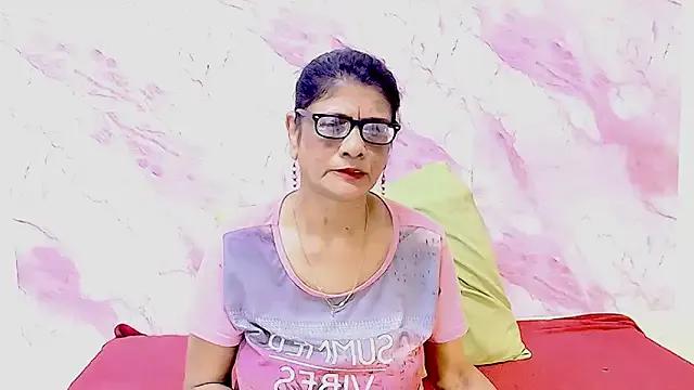 IndianAllure from StripChat