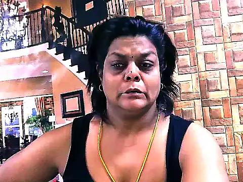 indianCherryPie from StripChat