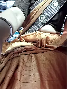 Indianhotwife639 from StripChat