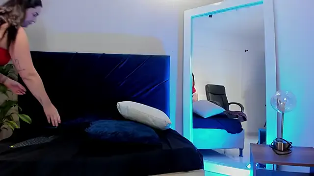 Iris_Parkerr from StripChat is Freechat