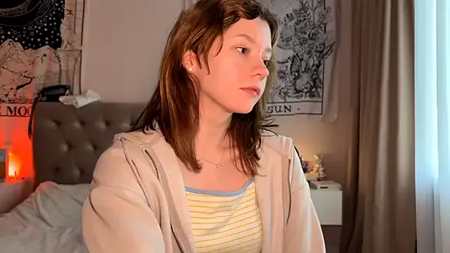 IrisPurrphy from StripChat is Freechat