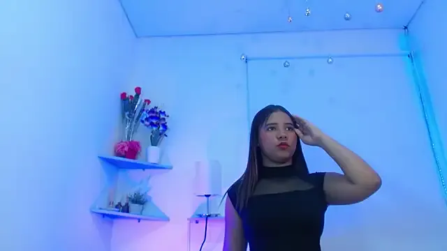 isa_taylorr_ from StripChat is Freechat