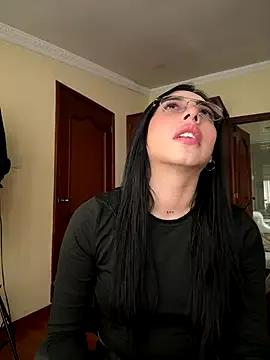 isabella_jade from StripChat is Freechat