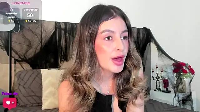 Isabellacharm from StripChat is Freechat