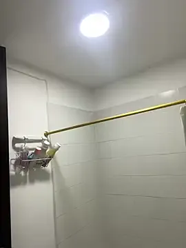 IsabellaJoness_ from StripChat is Freechat