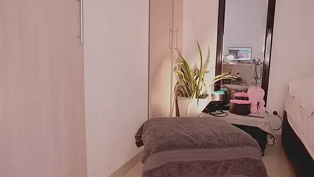 Isabellamontier1 from StripChat is Freechat