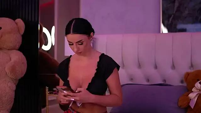 Girls: try live performances with matured performers, from dancing to quirks, in a variety of beautiful sex cams.