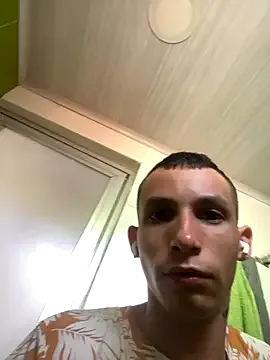 Isak_Millan from StripChat is Freechat