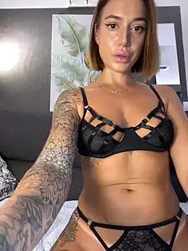 italianPassion from StripChat is Freechat