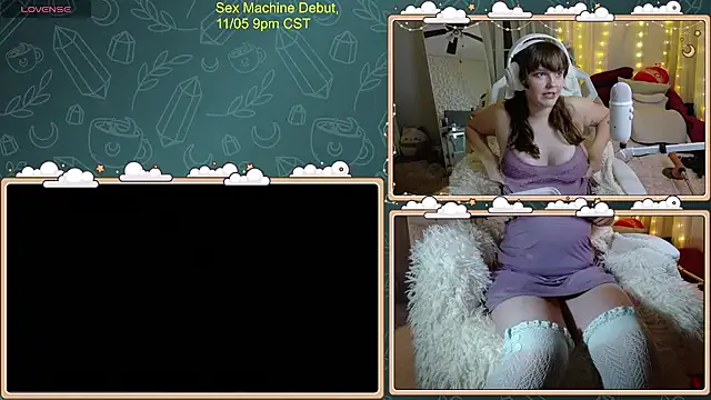 ithuriella from StripChat is Freechat