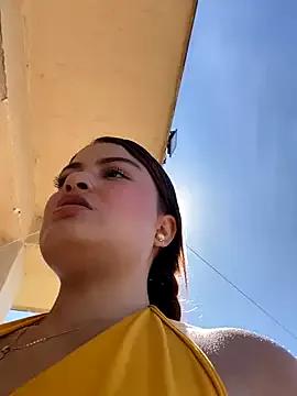 ItsKari from StripChat is Freechat
