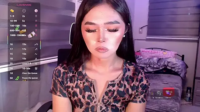 Girls: try live performances with matured performers, from dancing to quirks, in a variety of beautiful sex cams.