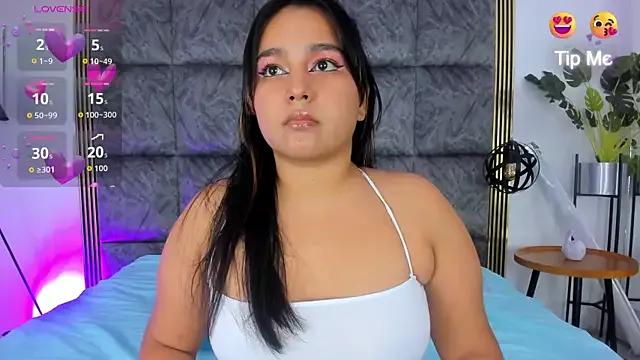 IvannaaVega from StripChat is Freechat
