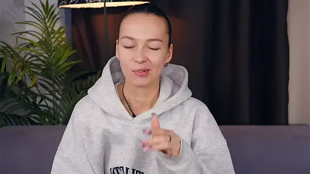 IvetteZermeno from StripChat is Freechat