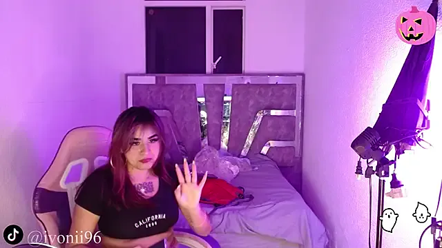 Girls: try live performances with matured performers, from dancing to quirks, in a variety of beautiful sex cams.