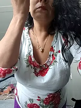 ivonne_9 from StripChat is Freechat