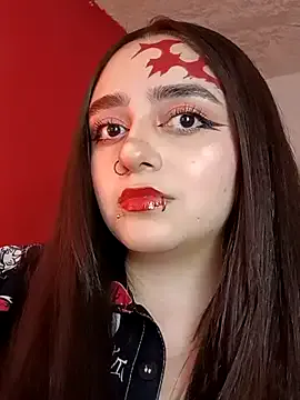 IvonneT from StripChat is Freechat