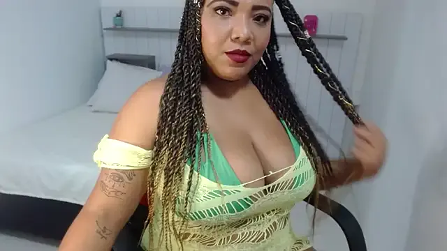 Ivonny_Hot from StripChat is Freechat