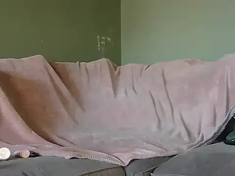 ivy-anne from StripChat is Freechat