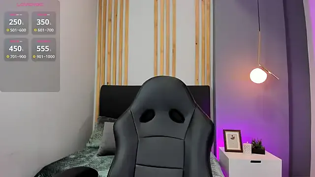 Girls: try live performances with matured performers, from dancing to quirks, in a variety of beautiful sex cams.