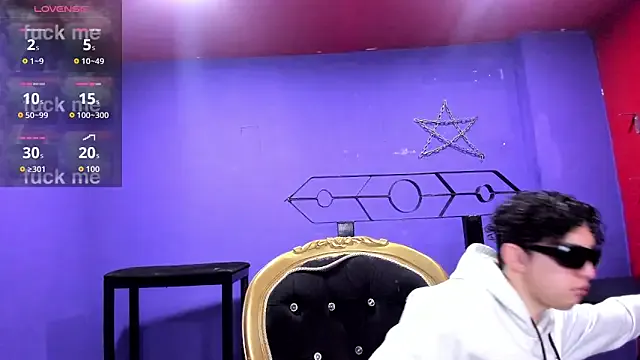 Girls: try live performances with matured performers, from dancing to quirks, in a variety of beautiful sex cams.