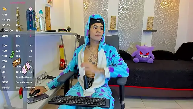 Girls: try live performances with matured performers, from dancing to quirks, in a variety of beautiful sex cams.