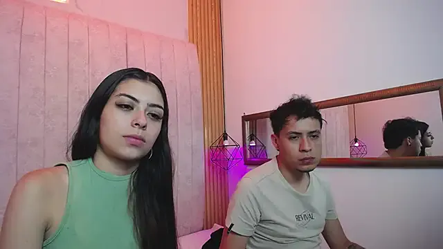 Girls: try live performances with matured performers, from dancing to quirks, in a variety of beautiful sex cams.