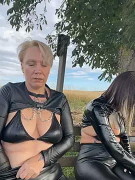 Girls: try live performances with matured performers, from dancing to quirks, in a variety of beautiful sex cams.