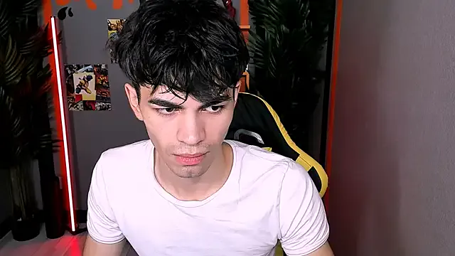 Girls: try live performances with matured performers, from dancing to quirks, in a variety of beautiful sex cams.