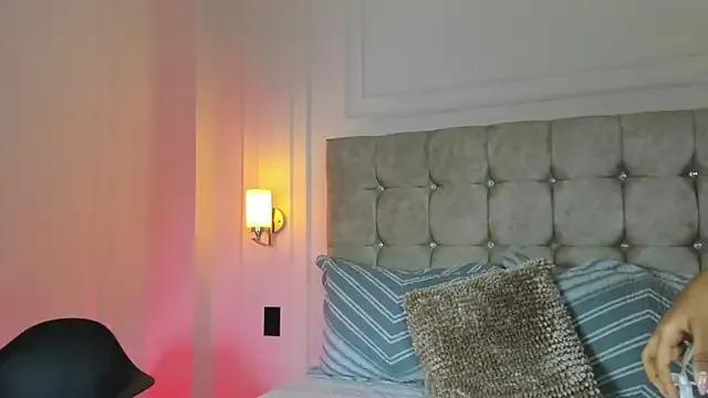 JasmineRoss_1 from StripChat is Freechat