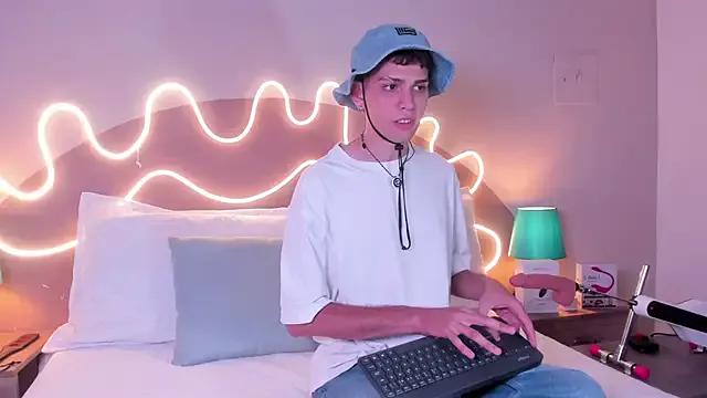 Jasson_smit from StripChat is Freechat