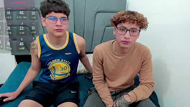 Girls: try live performances with matured performers, from dancing to quirks, in a variety of beautiful sex cams.