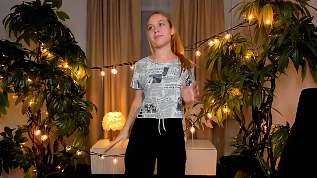 JeanetteJones from StripChat is Freechat