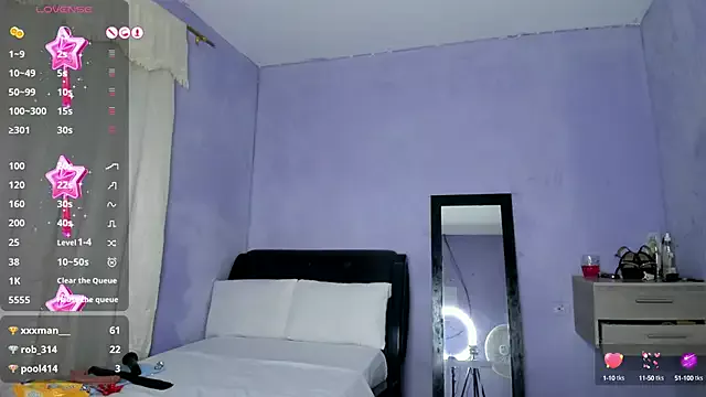 Girls: try live performances with matured performers, from dancing to quirks, in a variety of beautiful sex cams.