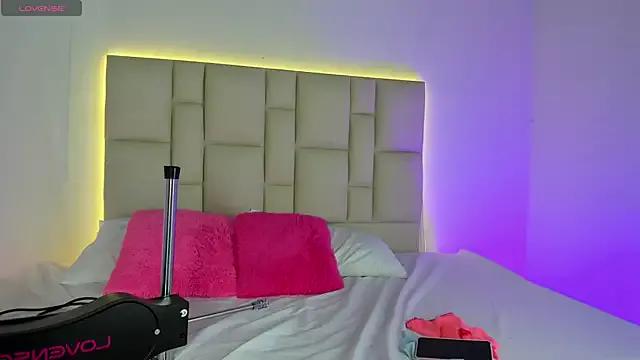 JennyLawrence from StripChat is Freechat