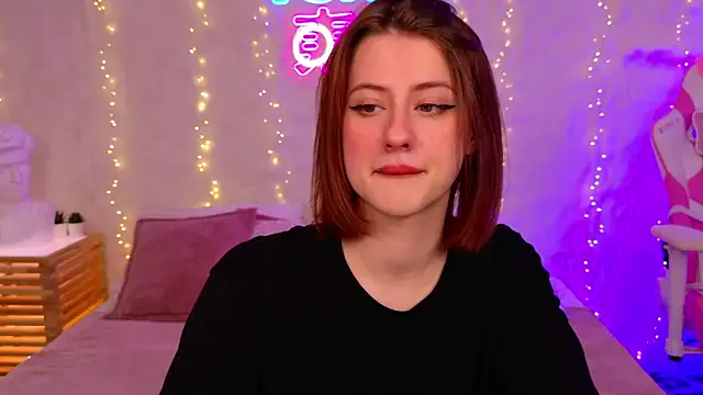 JessiJull from StripChat is Freechat